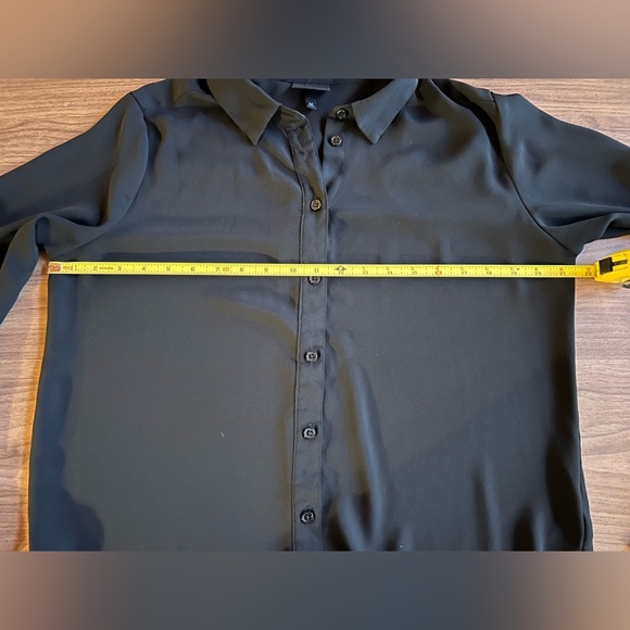 Who what where black sz M button down blouse, top, ruffle sleeves, sexy, chic - Picture 3 of 6